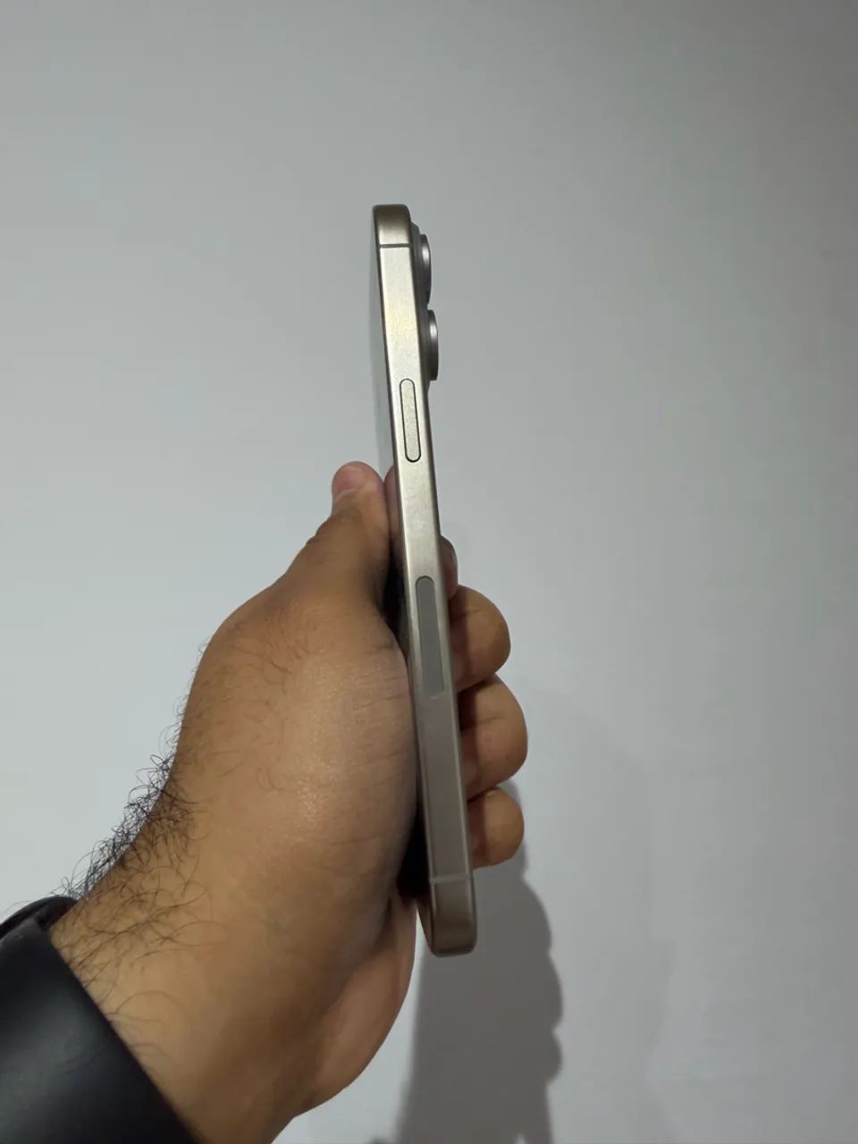 iPhone 15 Pro Max 256GB - Titânio Natural - Foto 3