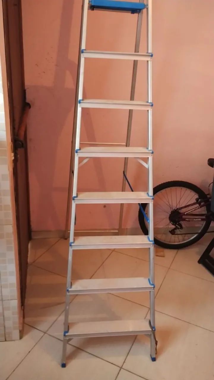 Escada de alumínio  - Foto 3