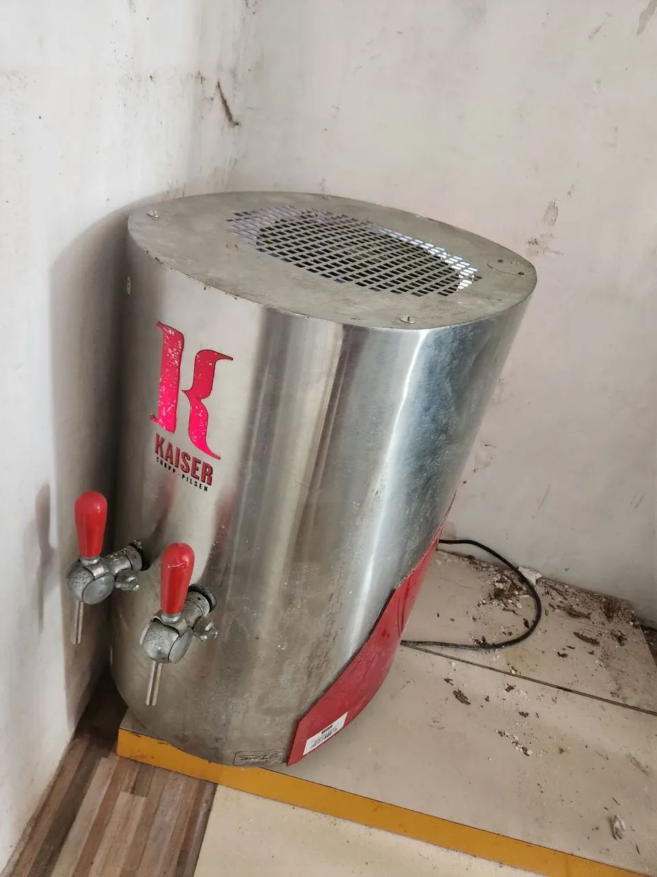 Vende-se Chopeira 