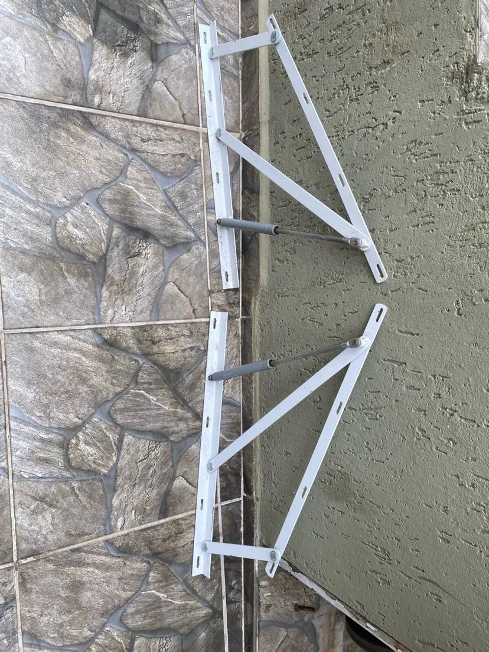 Amortecedor com suporte para cama box 