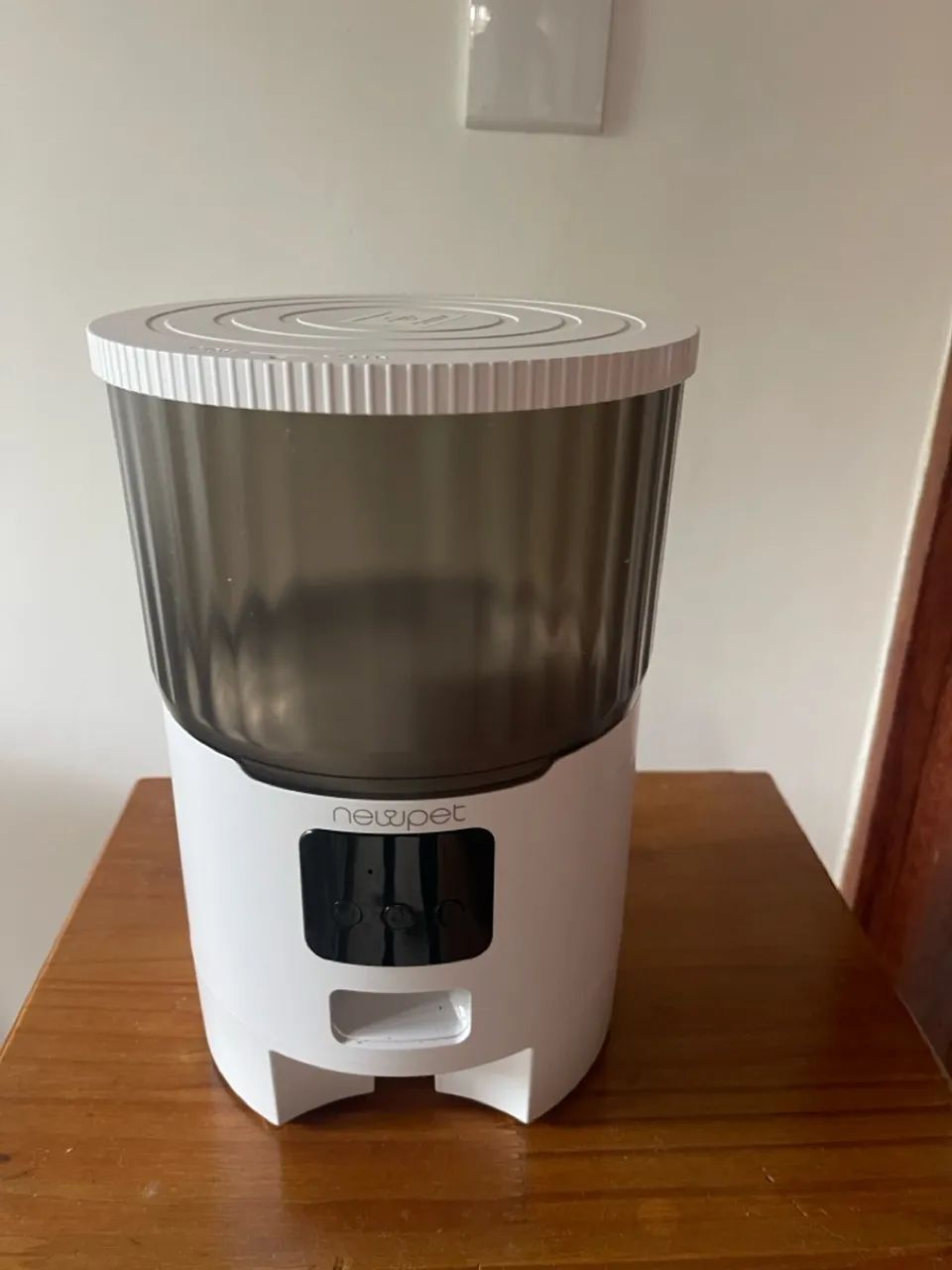 Comedouro automático Newpet usado