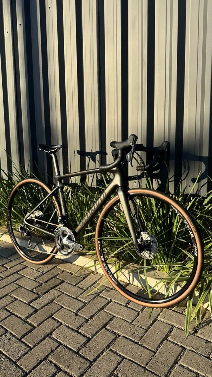 SPECIALIZED ROUBAIX - 54