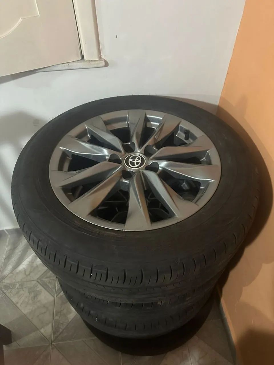Roda e pneus do Corolla Cross