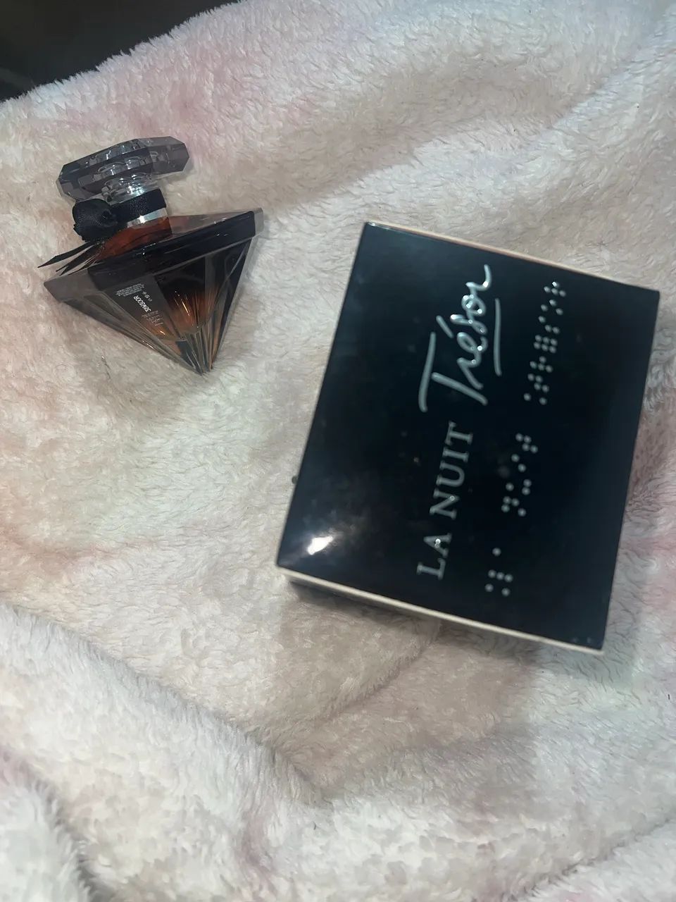 Perfume La Nuit tresor 