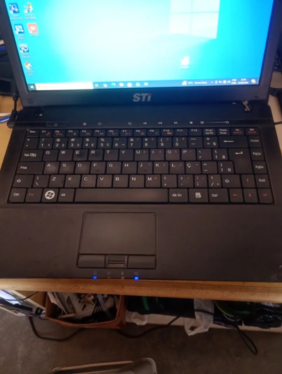 NOTEBOOK EM OTIMO FUNCIONAMENTO - Foto 2