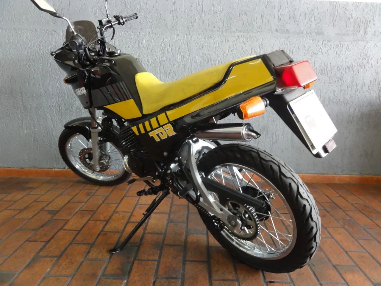 TDR 180 1989 RESTAURADA PNEUS NOVOS DUAS DESCARGAS  - Foto 4