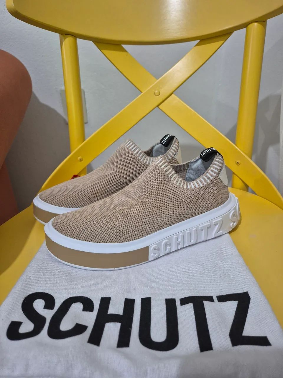 Tenis sneaker original Schutz 36