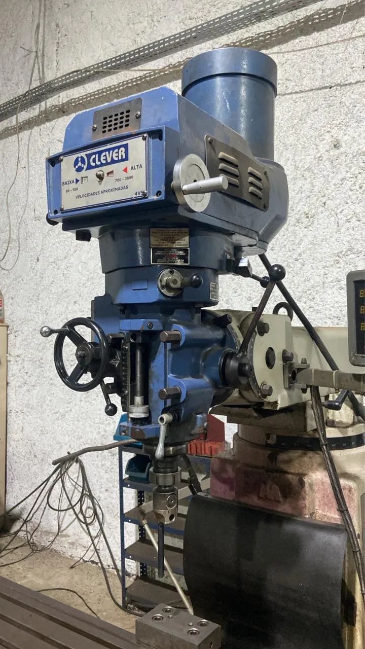 FREZADORA FERRAMENTEIRA CLEVER ISO40 - Foto 4