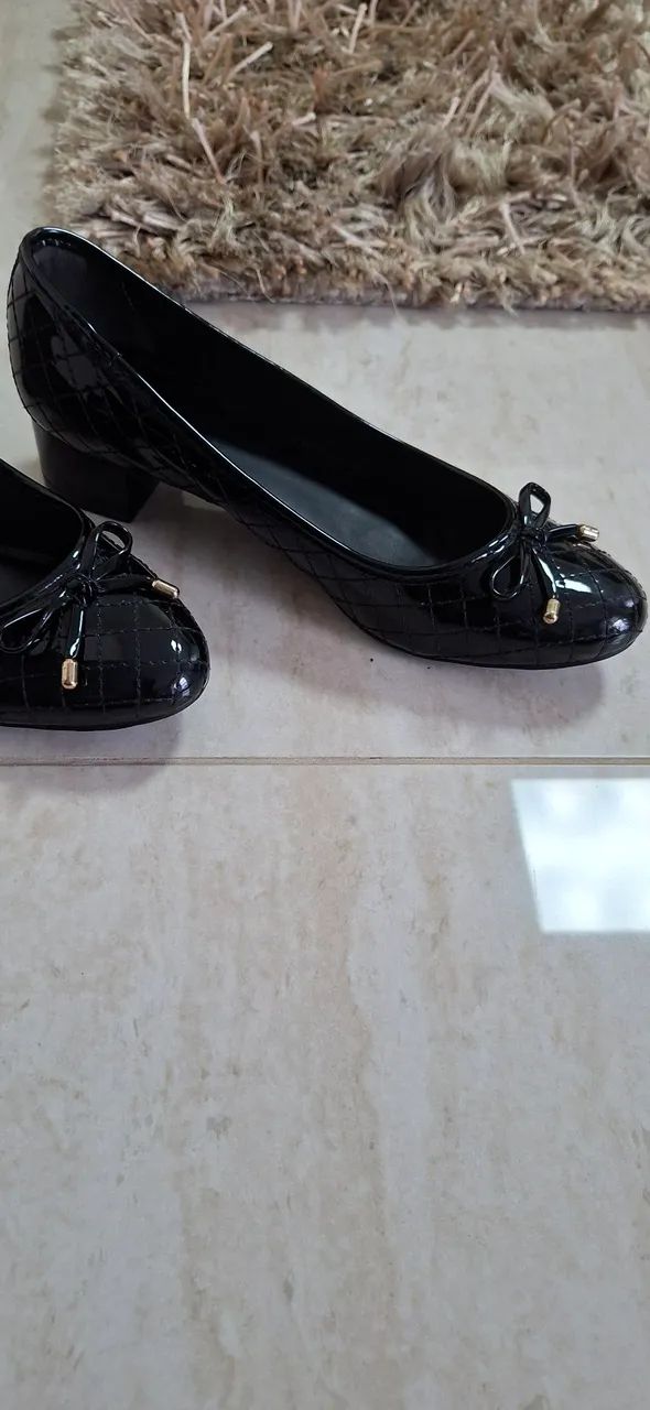 Sapato Preto Corello 38 Salto 3cm - Foto 2