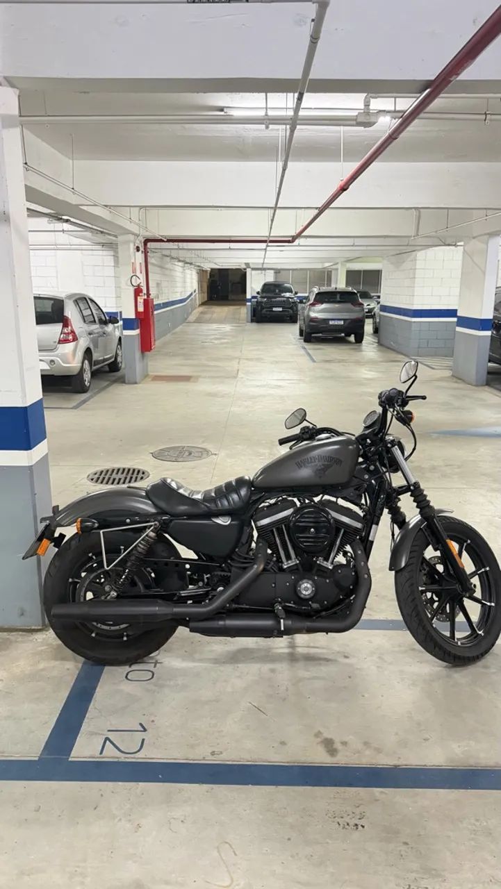 Harley Davidson Iron 883  