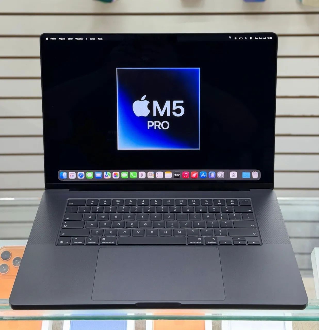 Macbook pro 16 polegadas chip m5 pro 24gb / 1tb garantia 07/05/2027, 10 ciclos ( 24 / 1 )