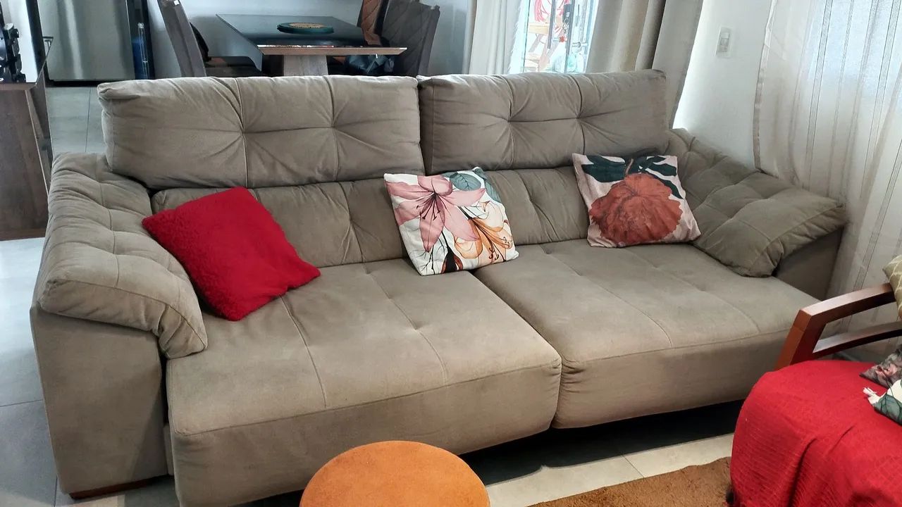 Vendo sofá + poltronas 
