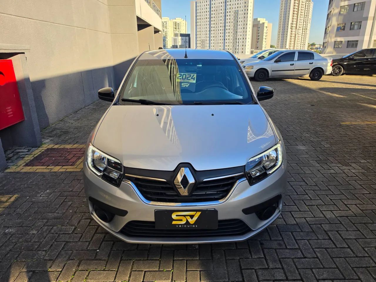Renault Logan Zen Flex 1.0 12V 4p Mec., foto 7 de 19