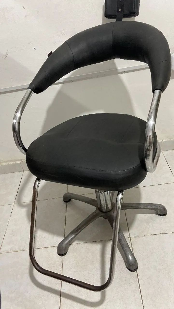 Espelho e cadeira para salão  - Foto 2
