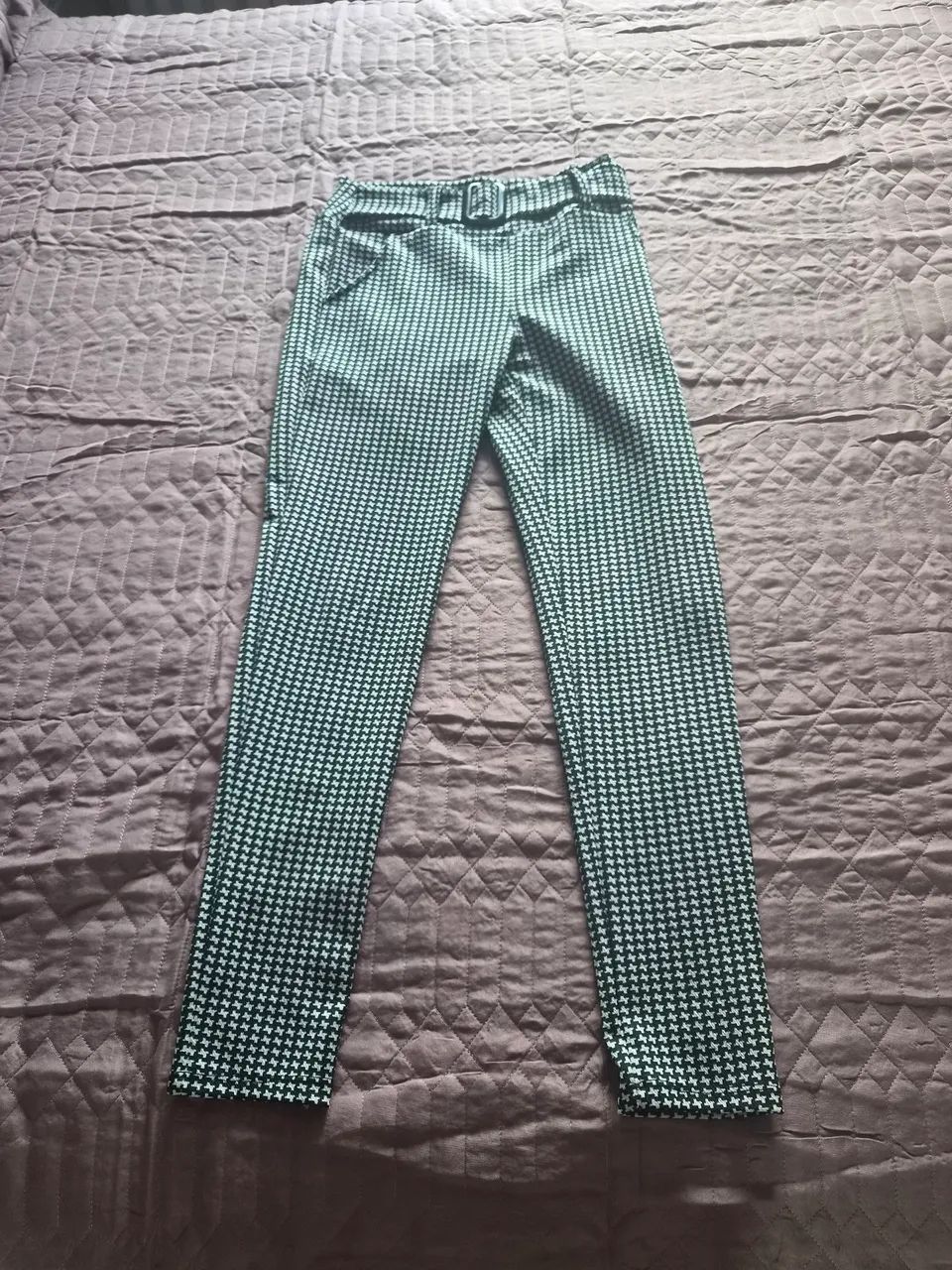 Calça preta e branca M - Foto 2