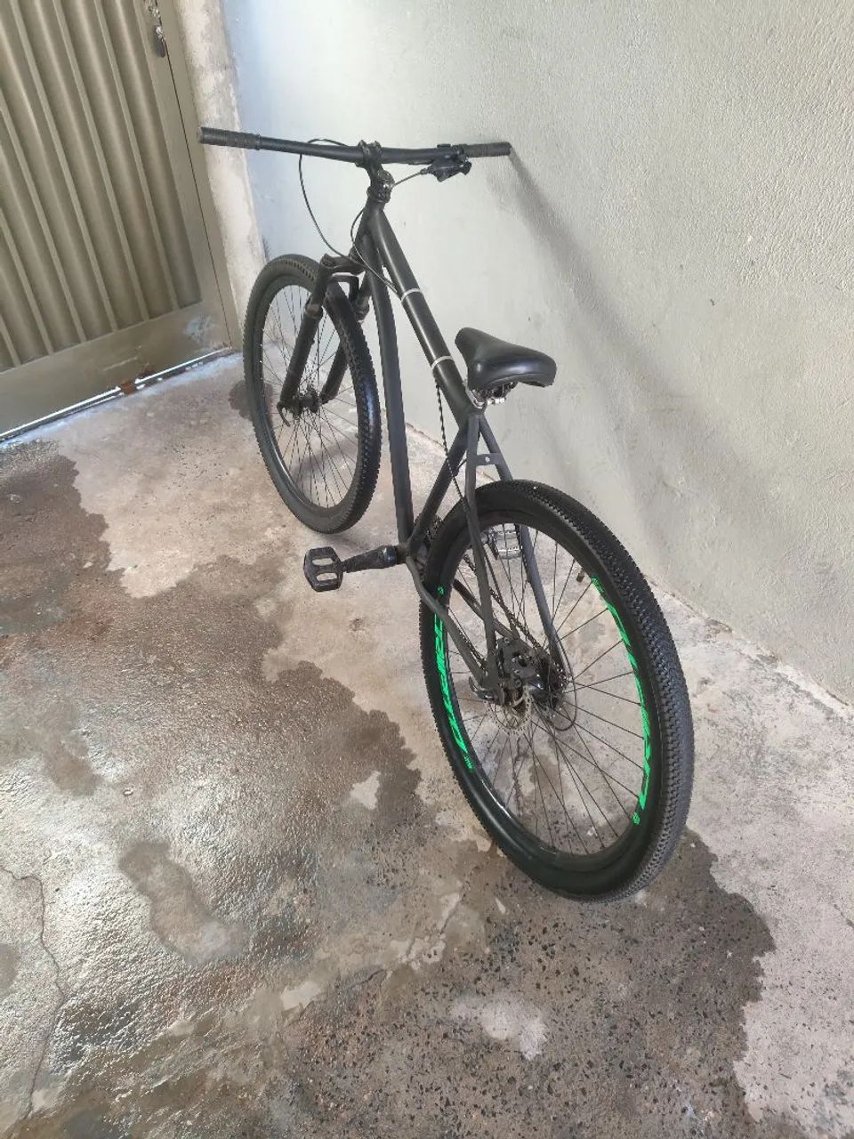 Bicicleta aro 29 pra sair rápido - Foto 3