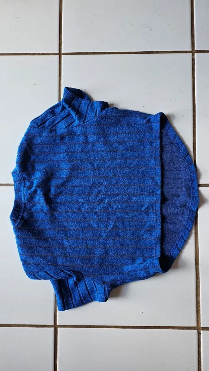 Cropped azul shein