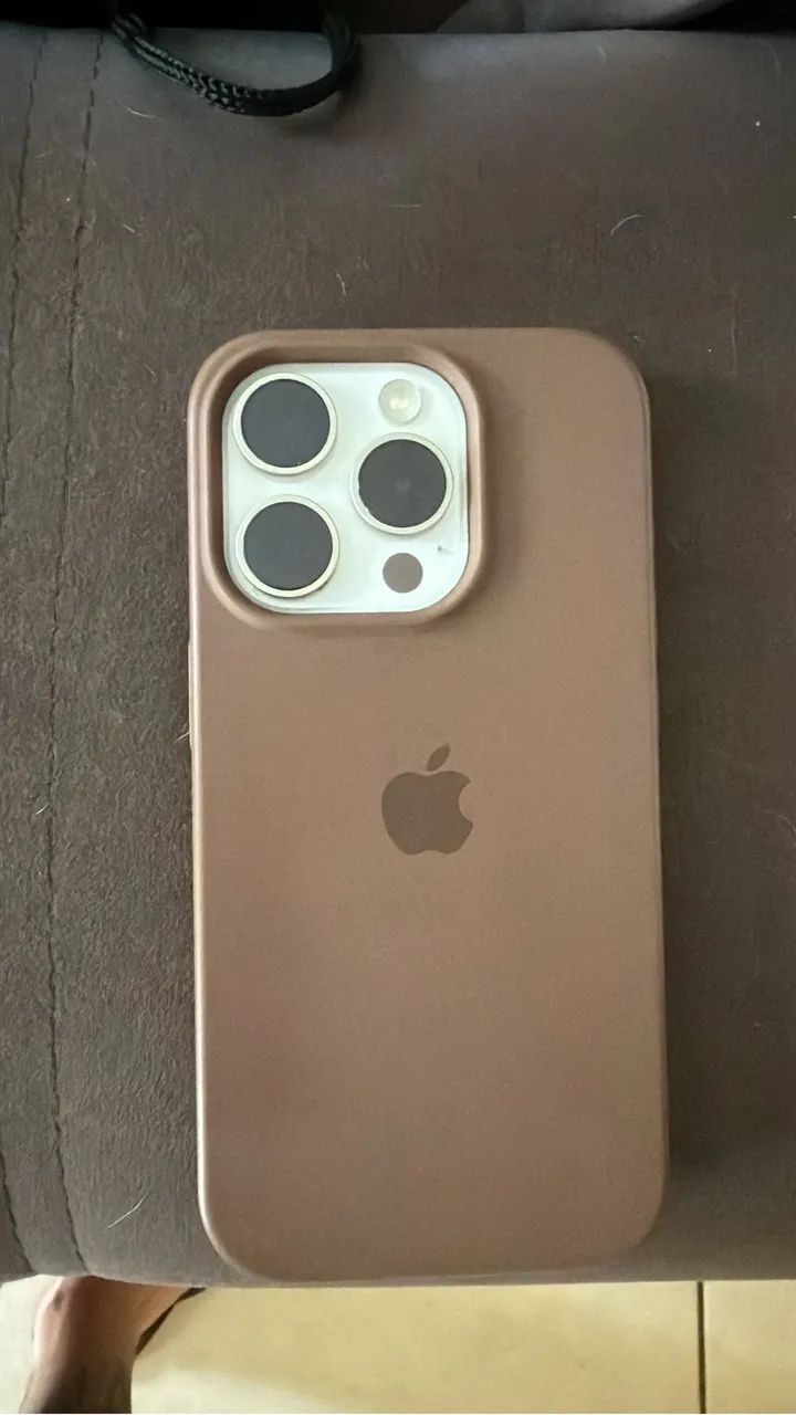 iPhone 15 pro - Foto 3