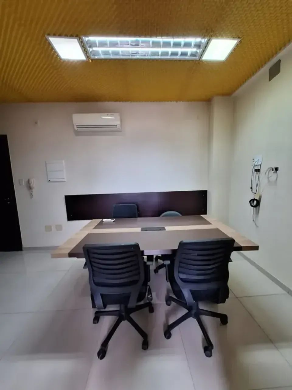 Edifício Real One SC-6295 Sala Comercial Mobiliada para Aluguel no  em Nazaré - 29 m²  - Foto 4