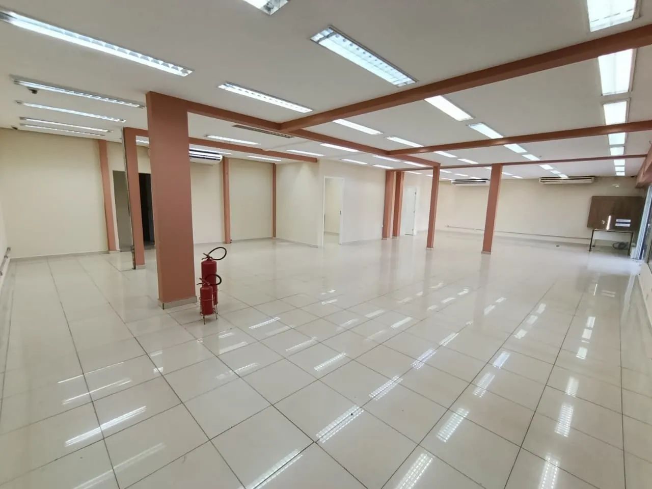 Salão Comercial Aluga-se - Foto 4