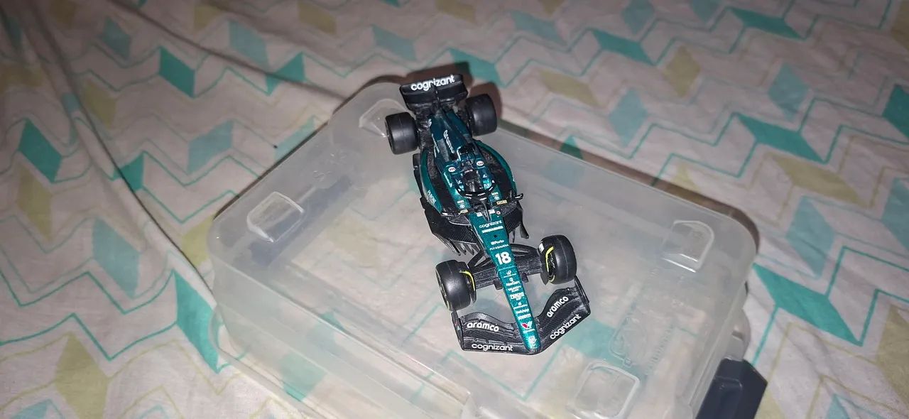 Carrinho de f1 (Aston martin e alpine) - Foto 3