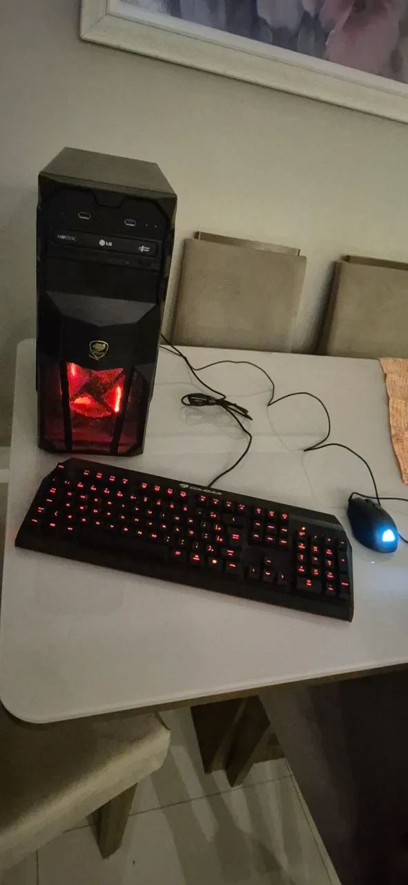 Vendo Desktop Linux 16GB RAM, 120 SSD e 512 HDD