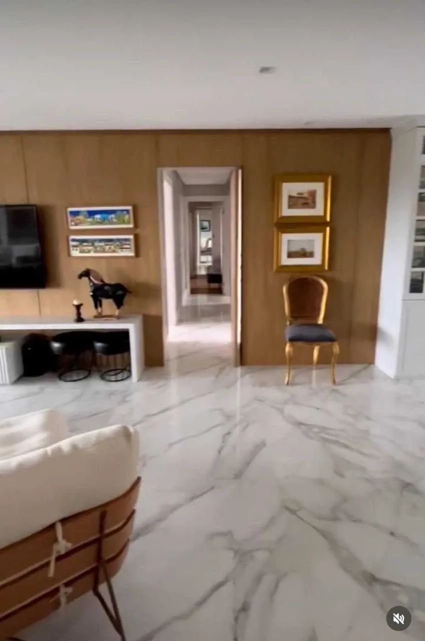MANSÃO ROBERTO CONSTÂNCIO VIEIRA - M.CC - LESTE - 219M² [31453] - Foto 3