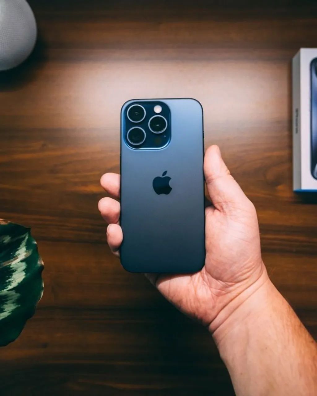 ? iPhone 15 Pro Max 256GB | Azul Titânio | Excelente Estado - Foto 2