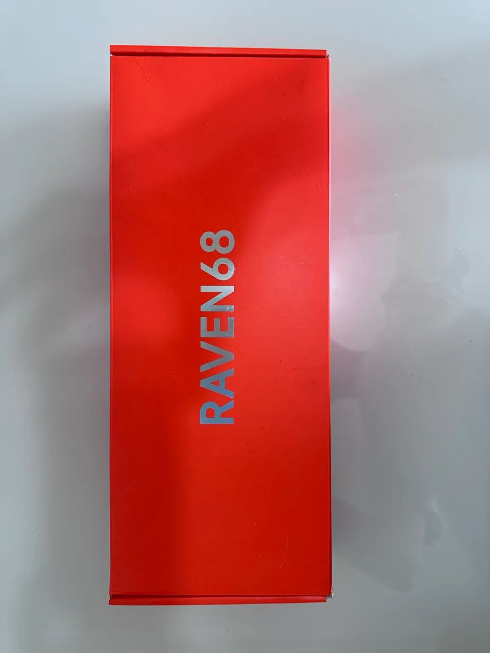 Teclado mecânico Raven68
