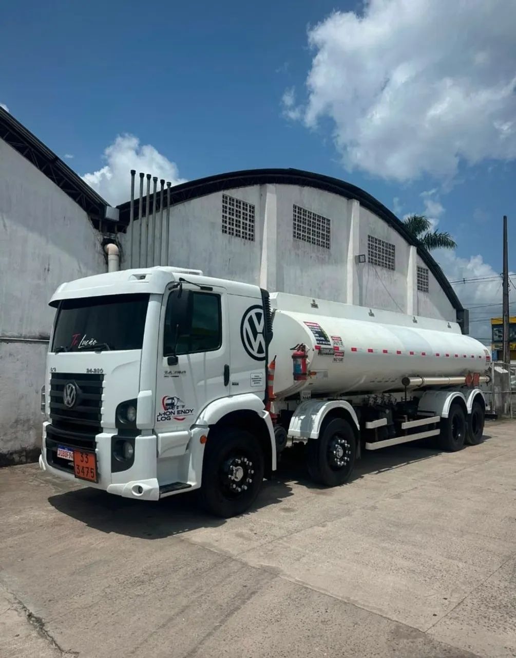 VW 24.280 caminhão tanque  - Foto 2