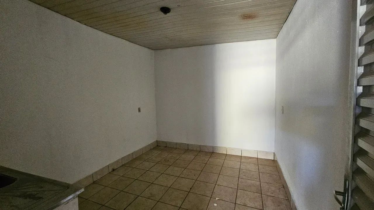 Imóvel para aluguel possui 37 metros quadrados com 1 quarto - Foto 2