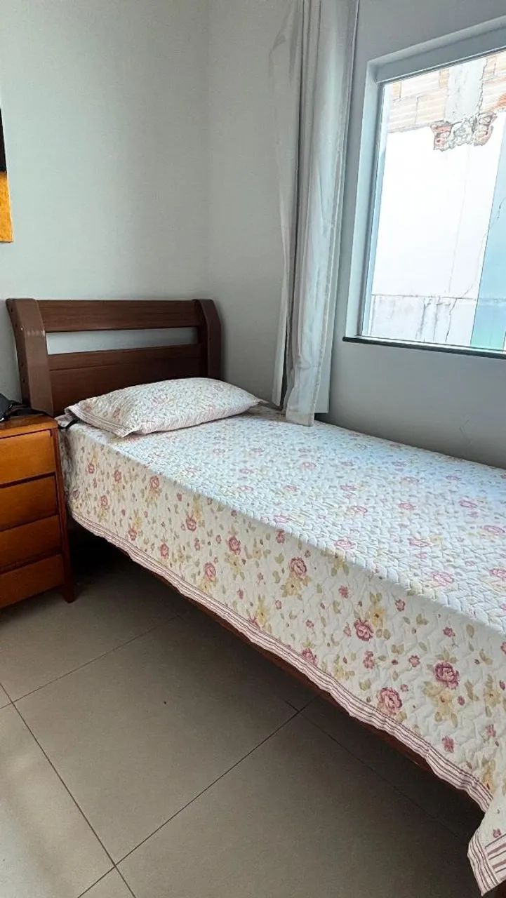 Armário Branco + 3 Camas de Solteiro + Colchões - Ótimo Estado - Foto 4