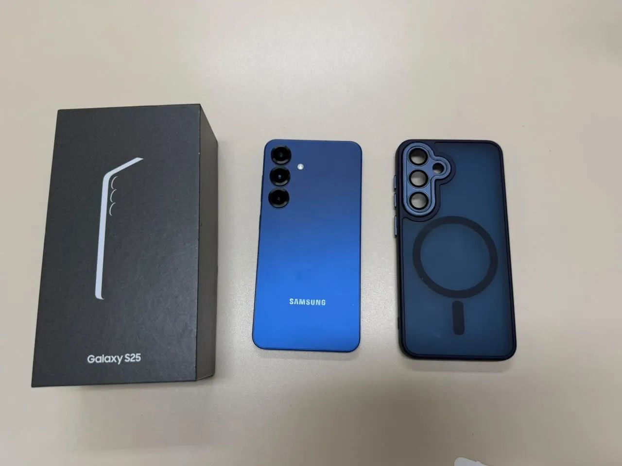 SAMSUNG S25 - SEMI NOVO