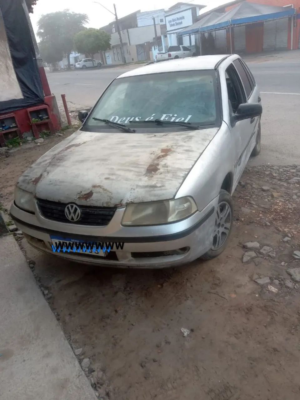 Volkswagen Gol Geração III Plus 1.0 MI 16V Gasolina Mec. 4P 2004