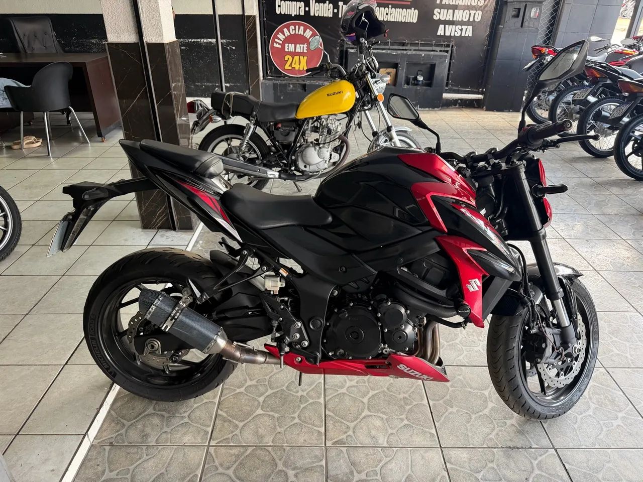 Gsx-750 - Foto 3