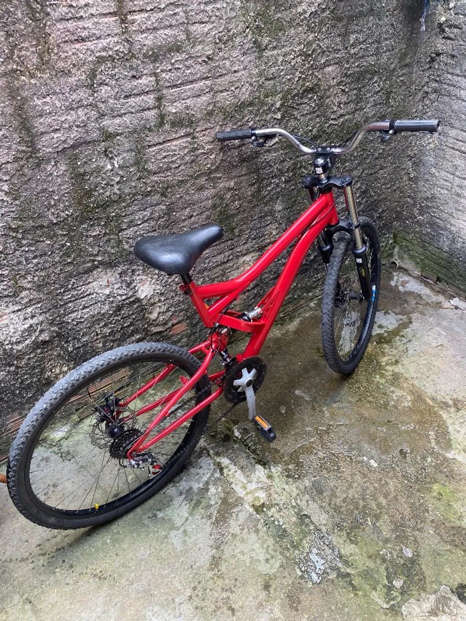 Bicicleta full suspensão com freios a disco - Foto 2