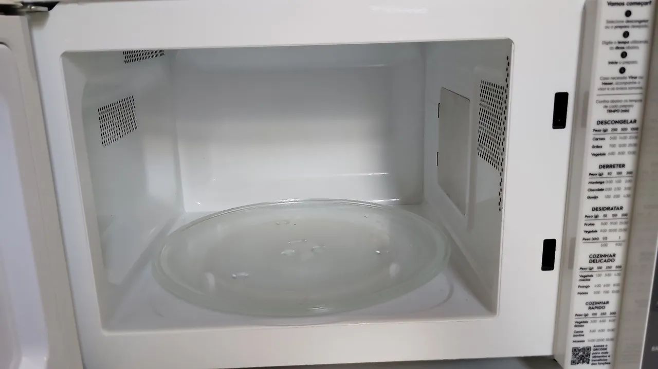 Microondas Electrolux semi-novo 1 ano de uso  - Foto 3
