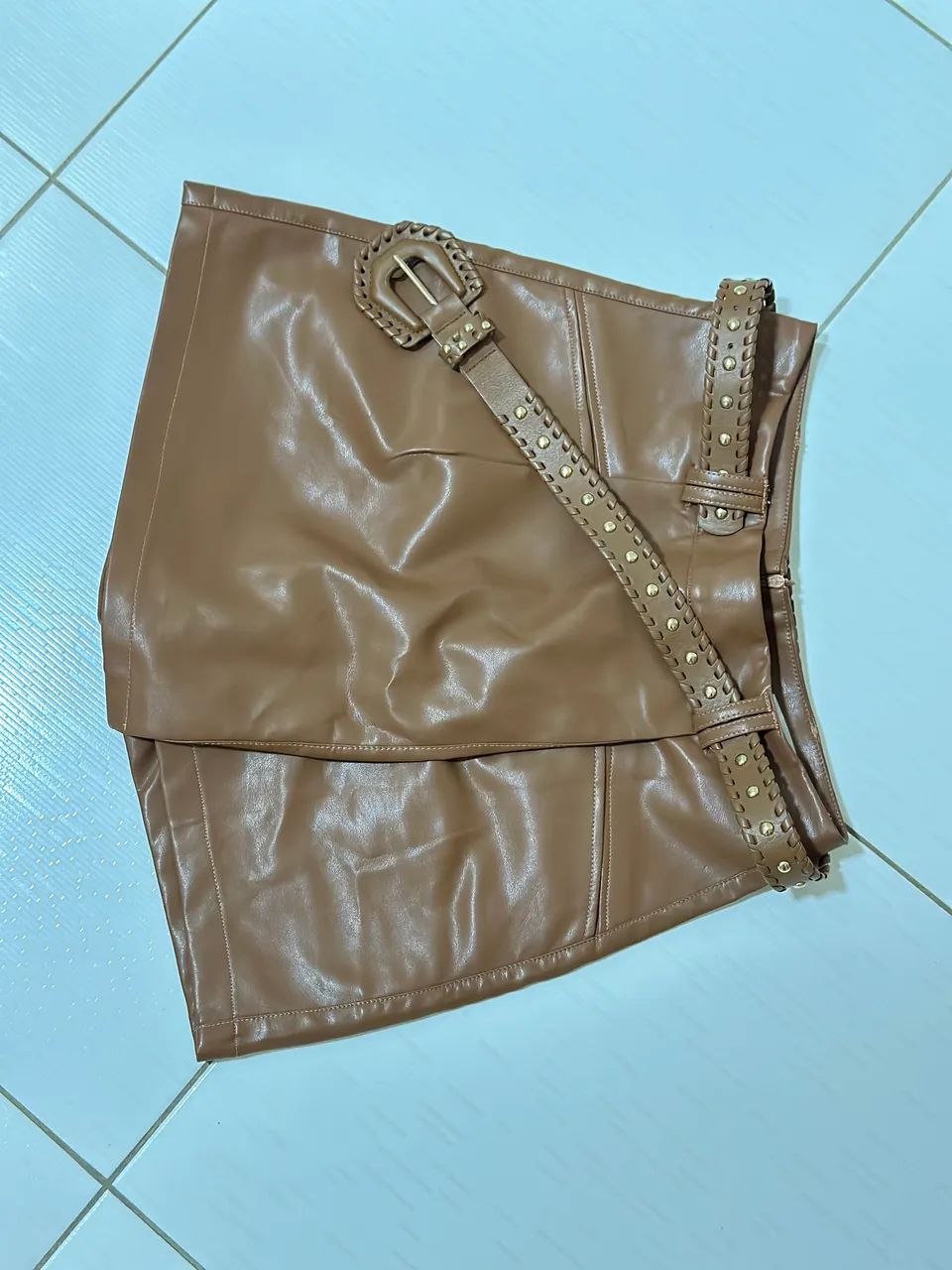 Short saia couro - NOVO - Foto 3