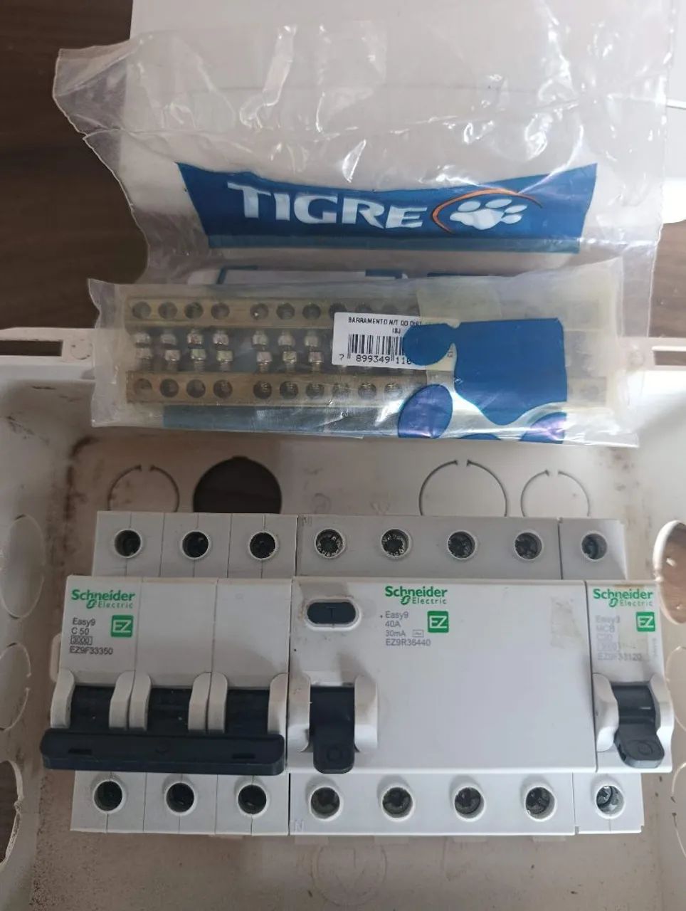 Quadro de distribuição embutir  - Foto 3