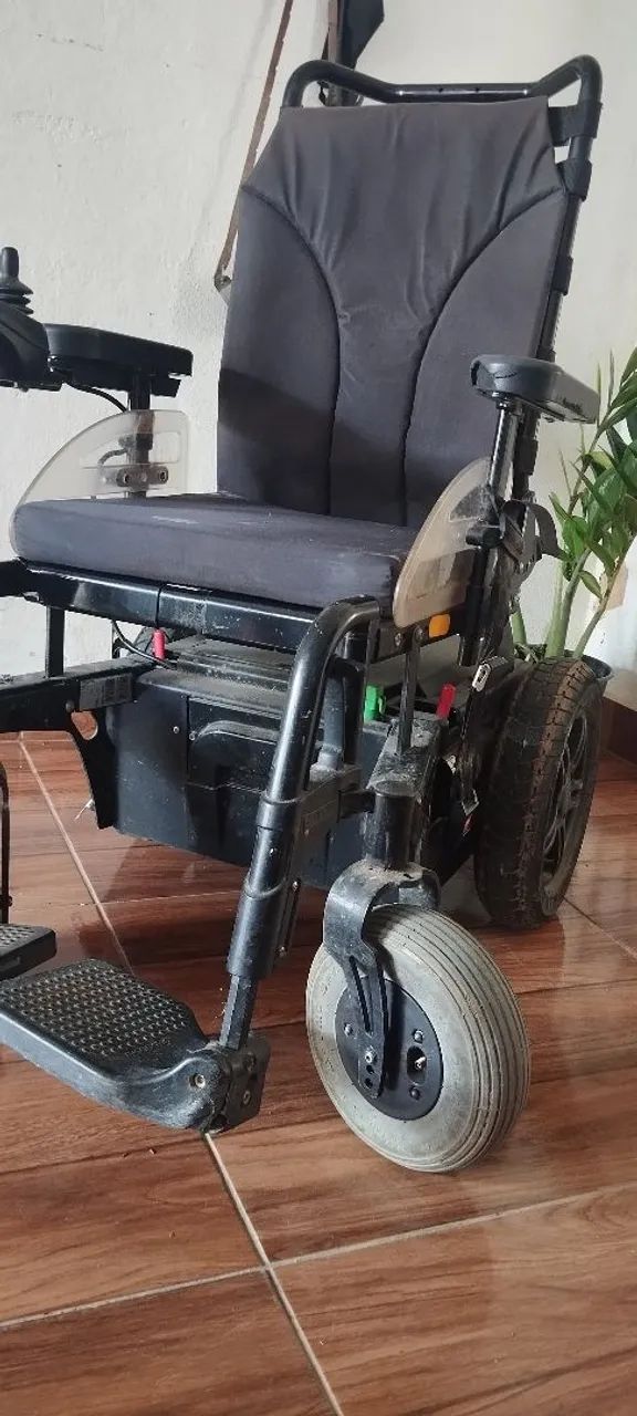 Cadeira de rodas, PREÇO NEGOCIAVEL 