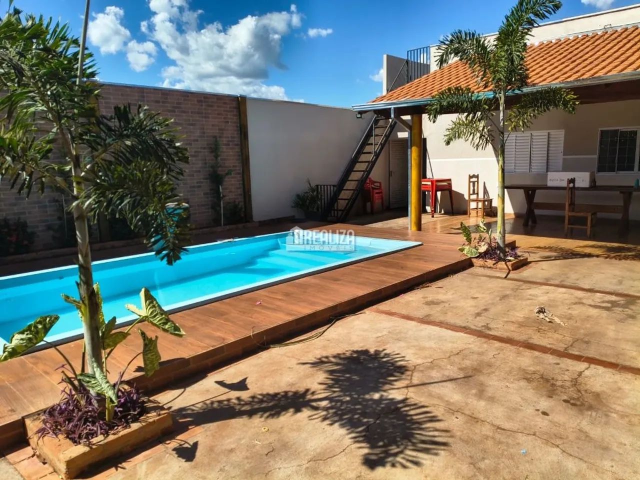 Vende-se Área de lazer completa com possibilidade de transformar em casa! - Foto 3