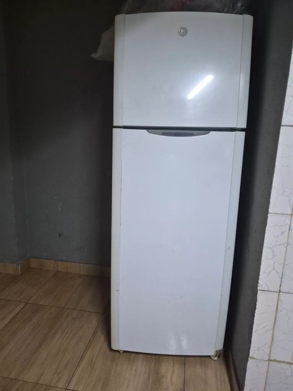 3 Geladeiras com defeito - Foto 4