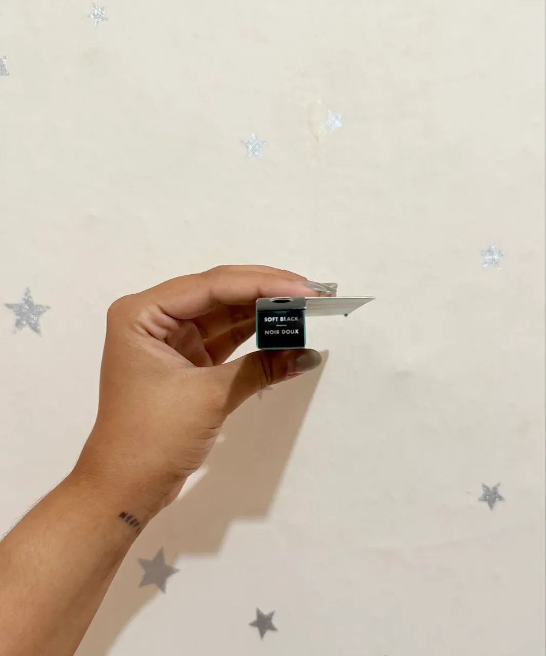 Máscara de cílios Rímel ELF - lash xtndr mascara (cor soft black)  - Foto 3