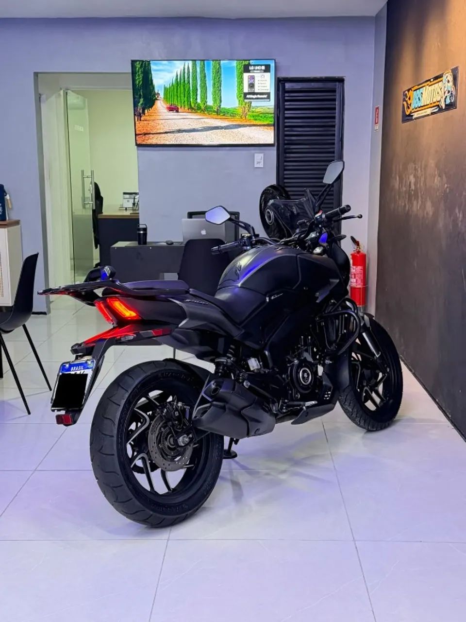 Bajaj Dominar 400 -2025 - Foto 3
