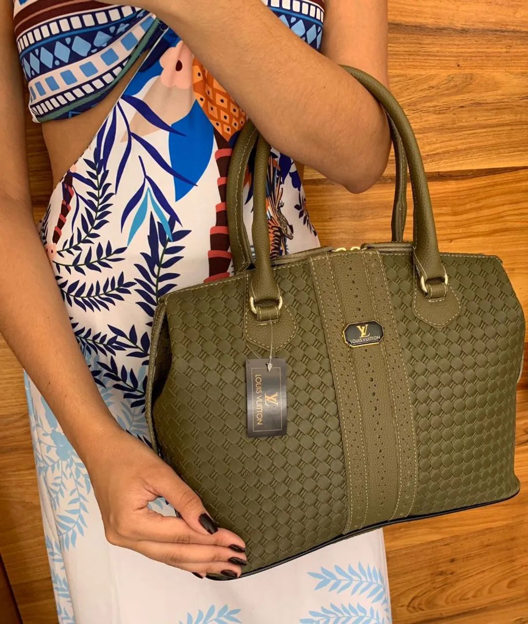 Bolsa Estilo LV Baú Elegante e Sofisticada  - Foto 2