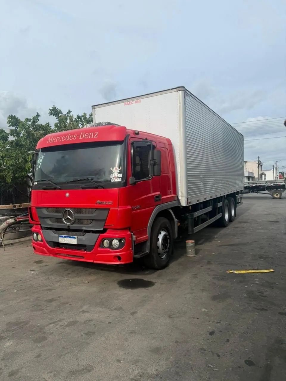 Atego 2430