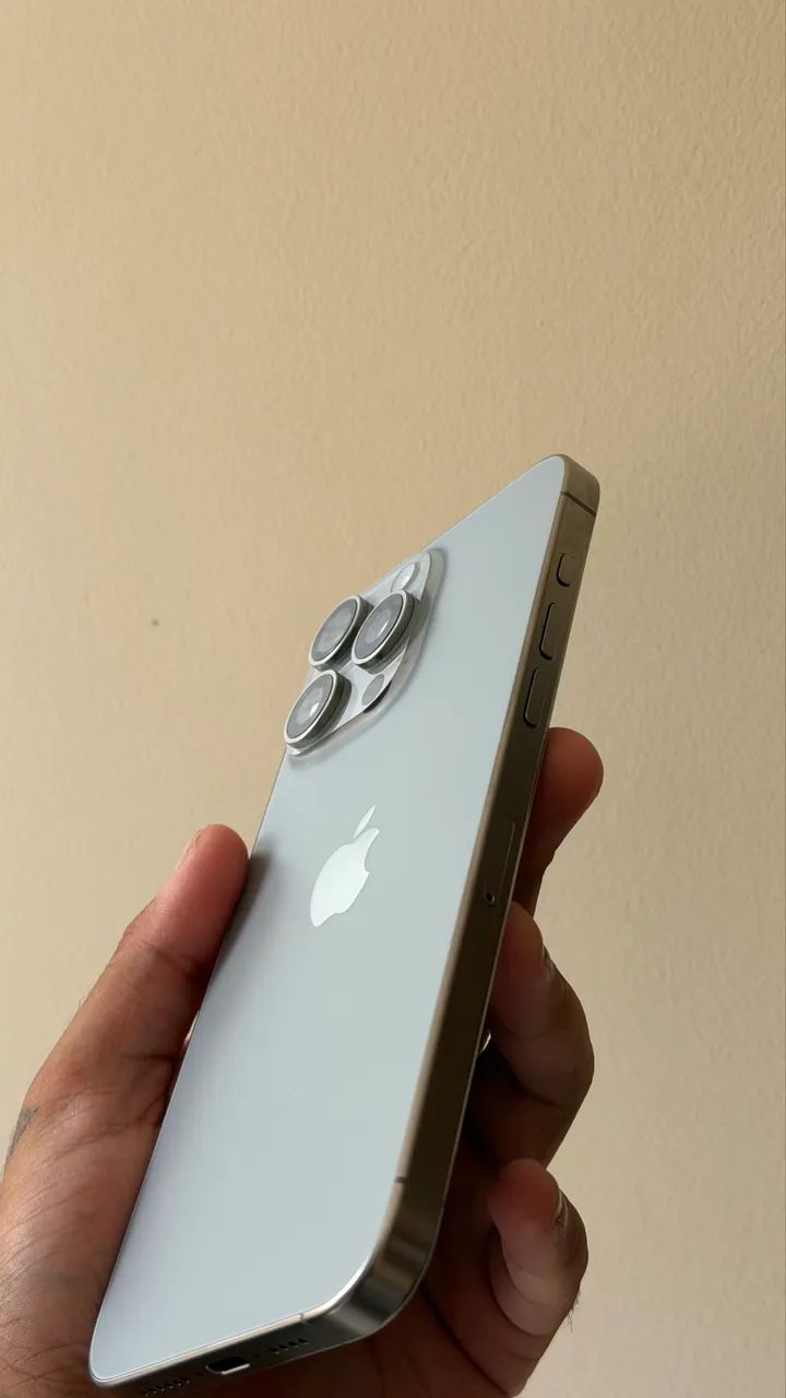 iPhone 15 Pro Max Natural 256GB - 12x no Cartão + Garantia