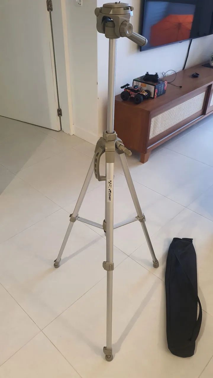 Tripé em alumínio profissional. - Foto 3