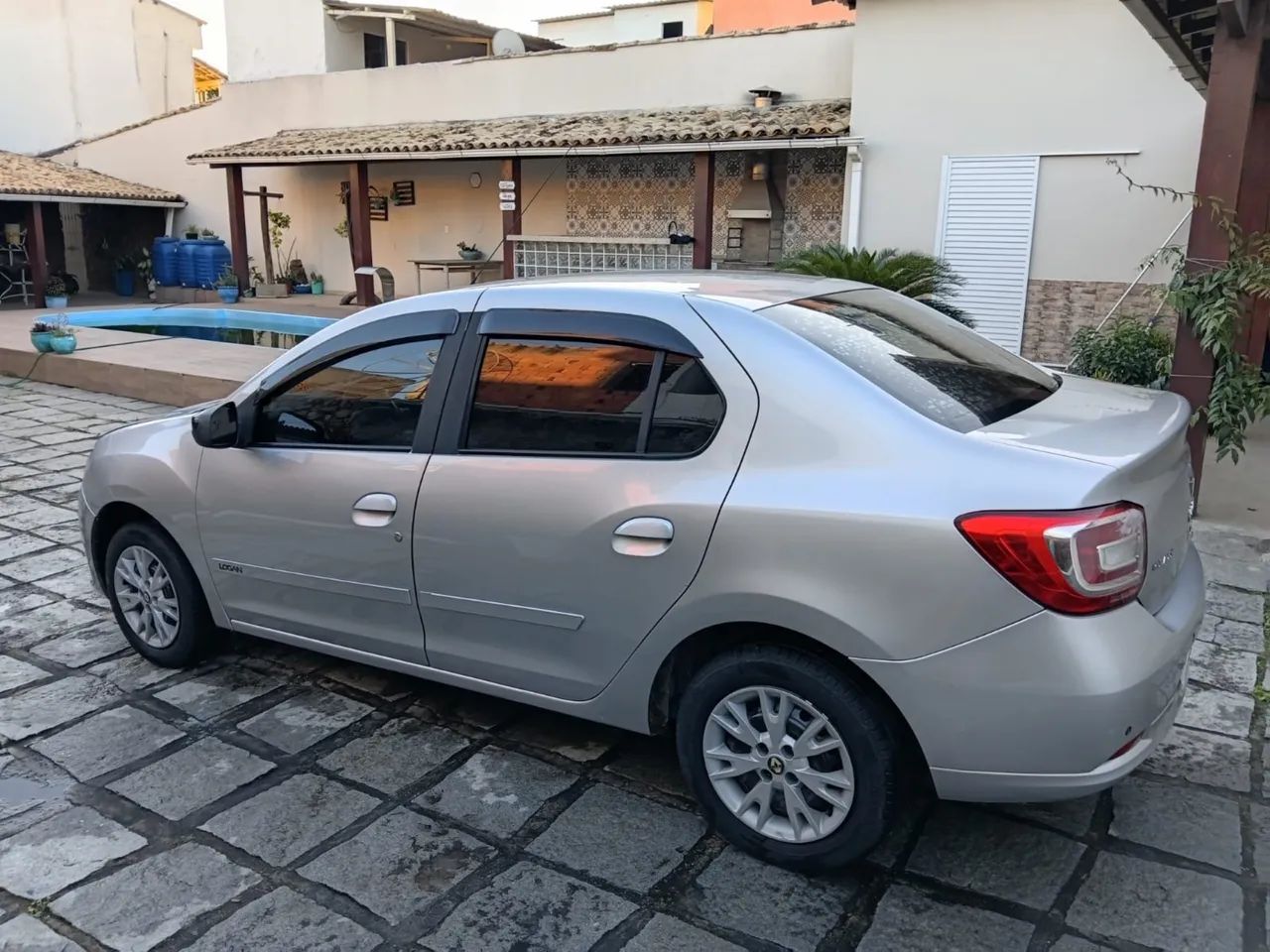 Renault Logan Expression Flex 1.6 16V 4P 2017 - Foto 3