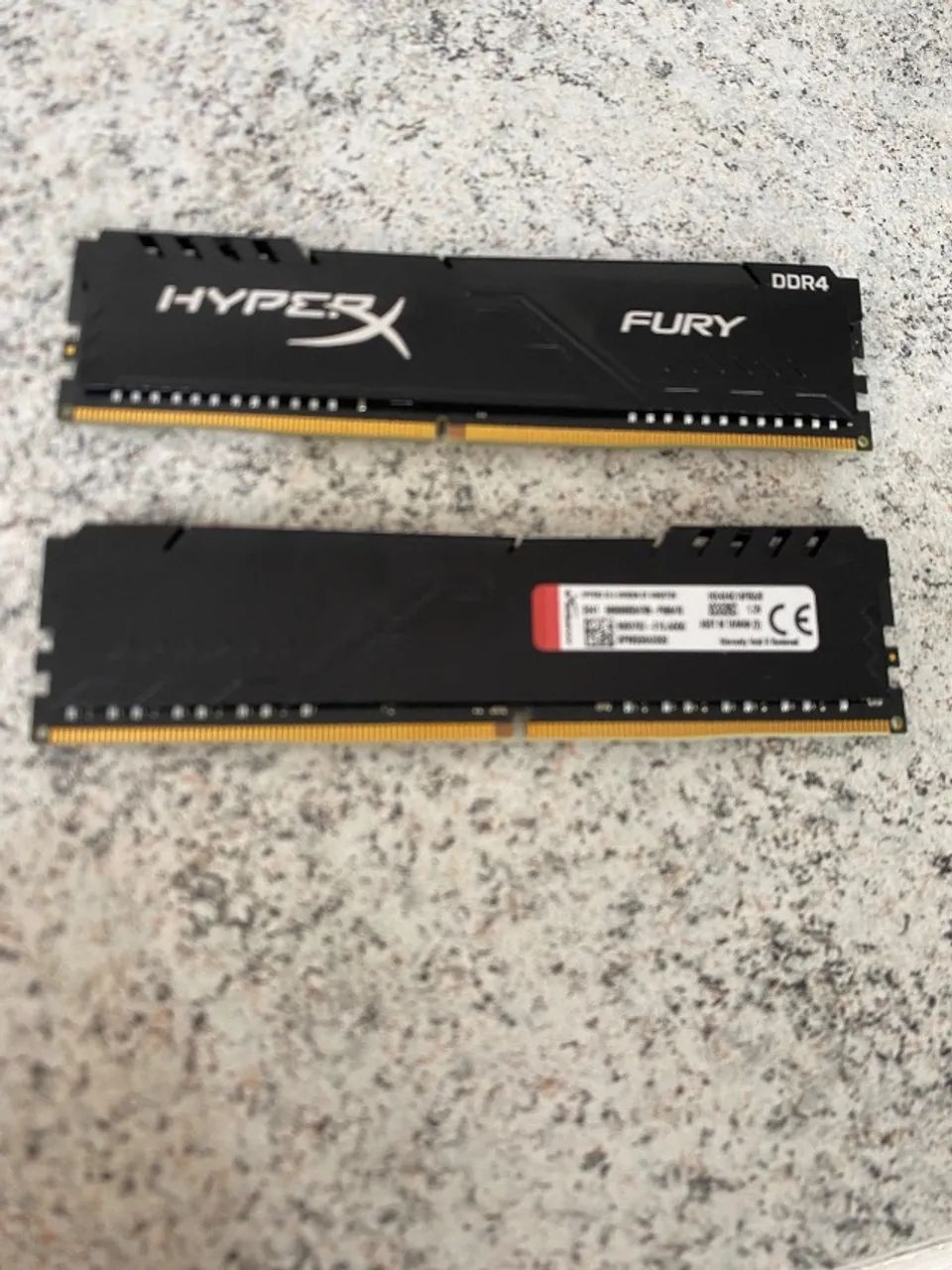 Memória RAM DDR 4 2X8Gb